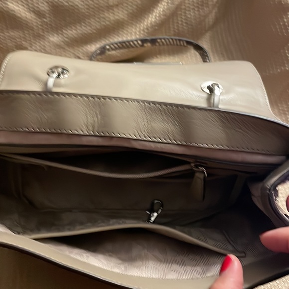 Michael Kors Shoulder Bag grey - Picture 8 of 8